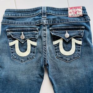 True Religion Women's Dark Blue Boot Cut Jeans

💵Bundle&Save💵